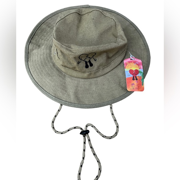 - Bad Bunny Un Verano Sin Ti Safari Hat, Color Tan, Unisex One Size - Picture 1 of 3